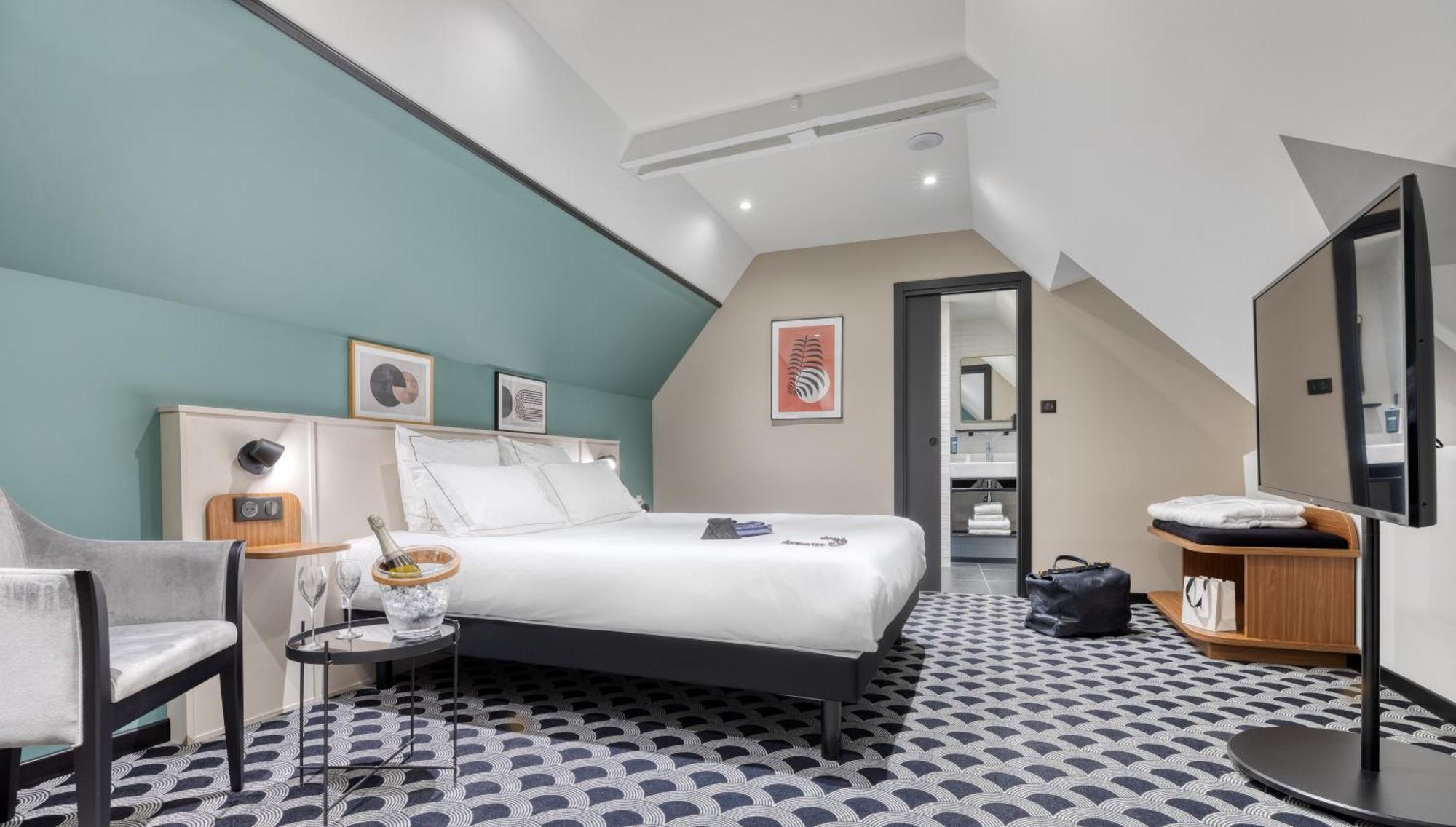 Loudéac Brit Hotel Les Voyageurs מראה חיצוני תמונה