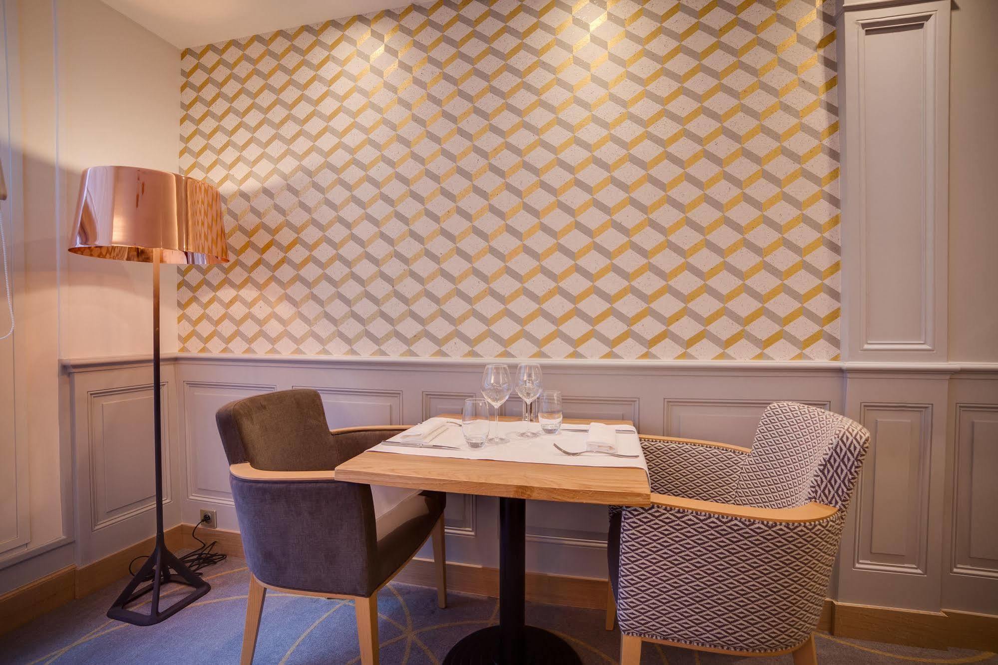 Loudéac Brit Hotel Les Voyageurs מראה חיצוני תמונה